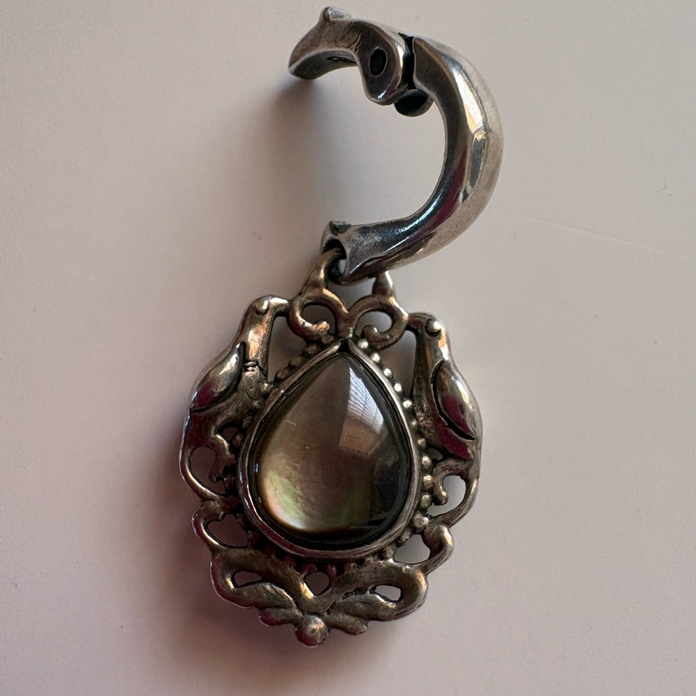 Sterling Silver Teardrop Labradorite Pendant